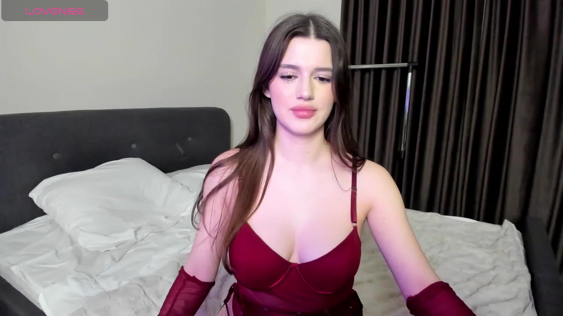 Gallery image thumbnail from LorettaMiller's myfreecams stream on, 03/04/2024, 21:25 image 10 of 20