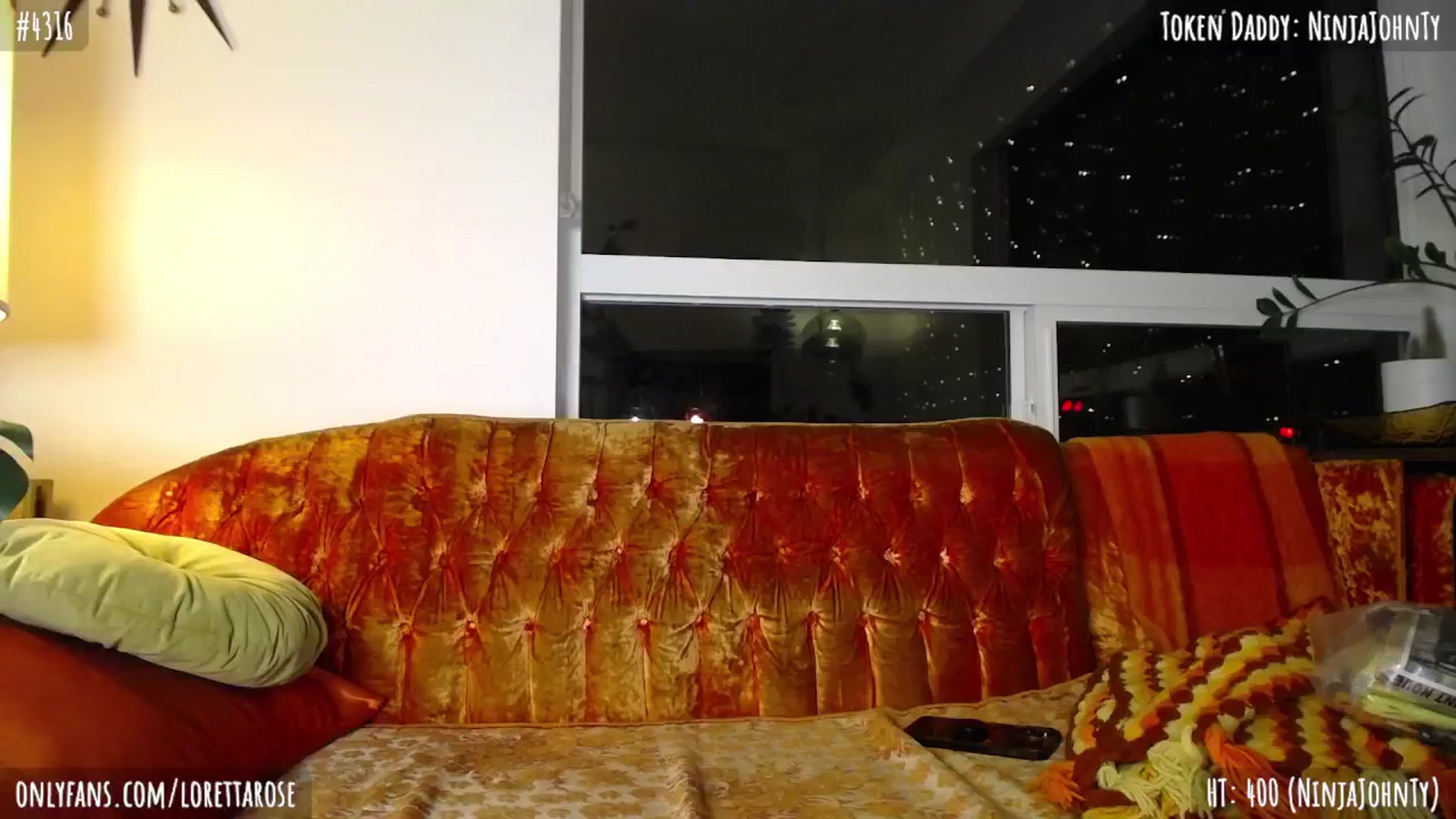 Gallery image thumbnail from LorettaRose's myfreecams stream on, 03/08/2024, 08:03 image 7 of 20