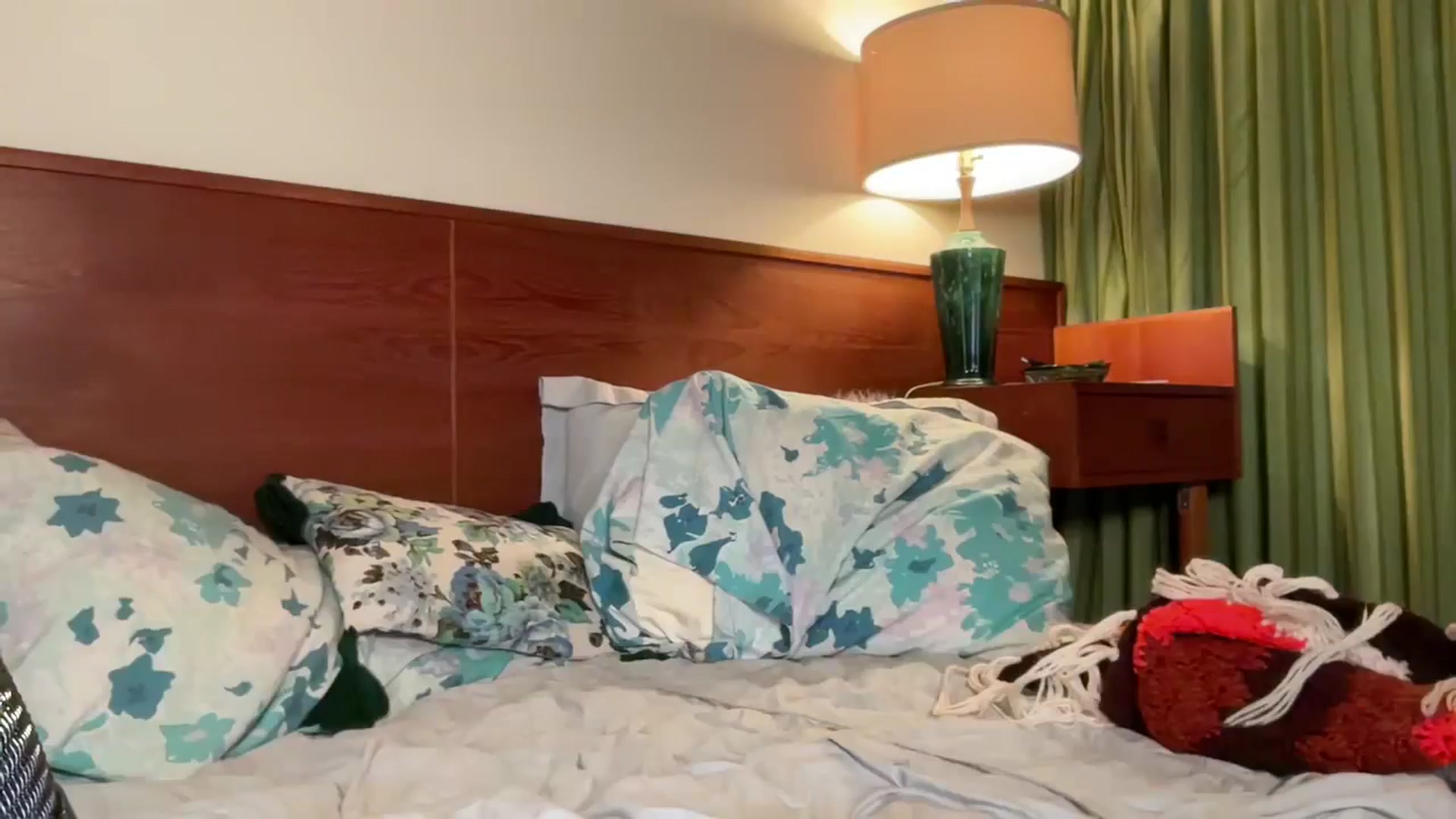 Gallery image thumbnail from LorettaRose's myfreecams stream on, 10/03/2024, 08:40 image 14 of 20