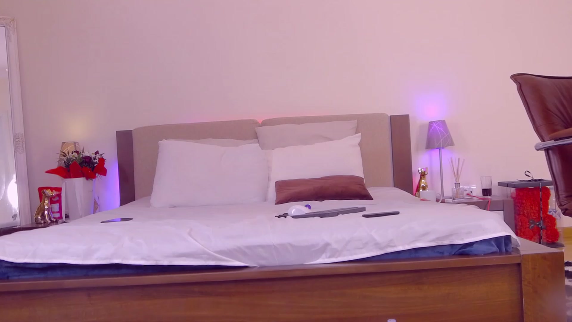 Gallery image thumbnail from Lorettelorena's myfreecams stream on, 03/14/2023, 13:30 image 15 of 20