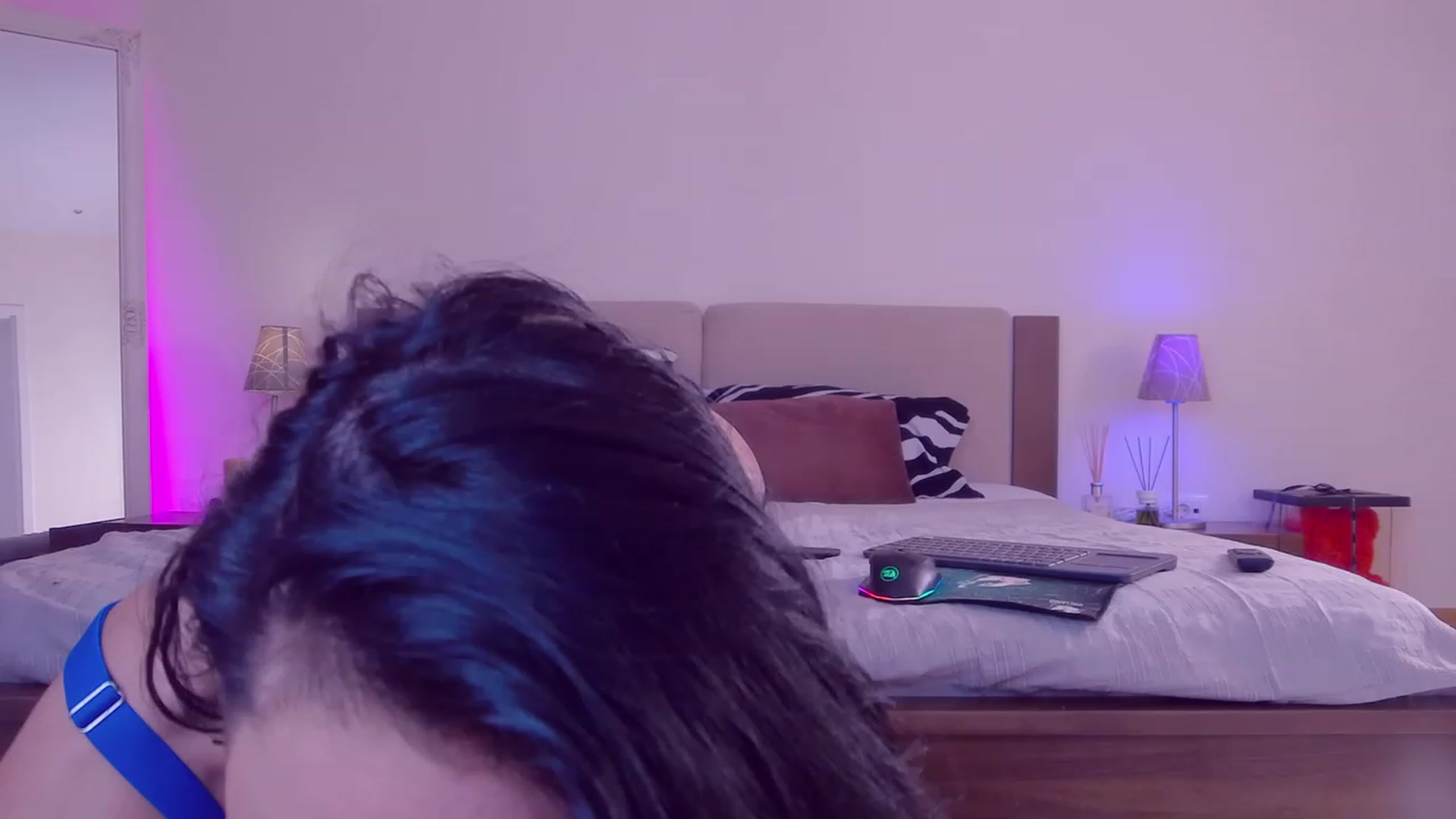 Gallery image thumbnail from Lorettelorena's myfreecams stream on, 05/09/2023, 10:57 image 13 of 20