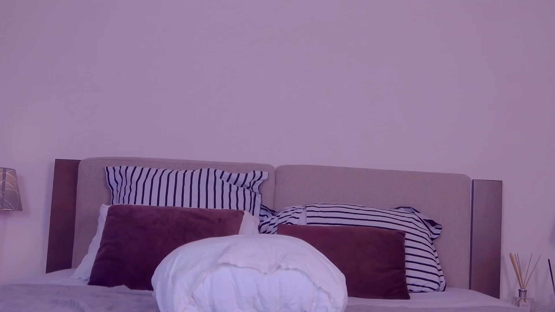 Gallery image thumbnail from Lorettelorena's myfreecams stream on, 05/12/2023, 09:45 image 8 of 20