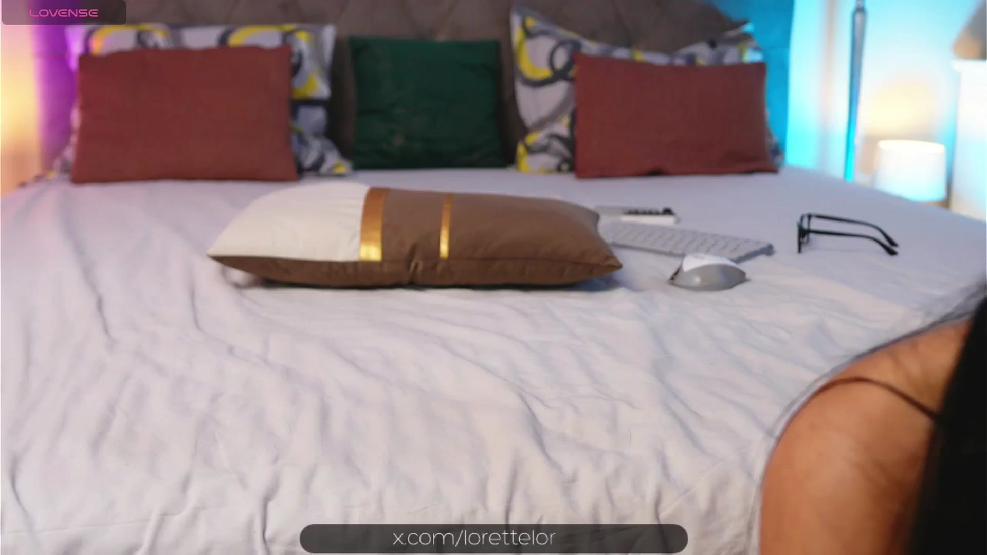 Gallery image thumbnail from Lorettelorena's myfreecams stream on, 10/22/2024, 08:34 image 2 of 20