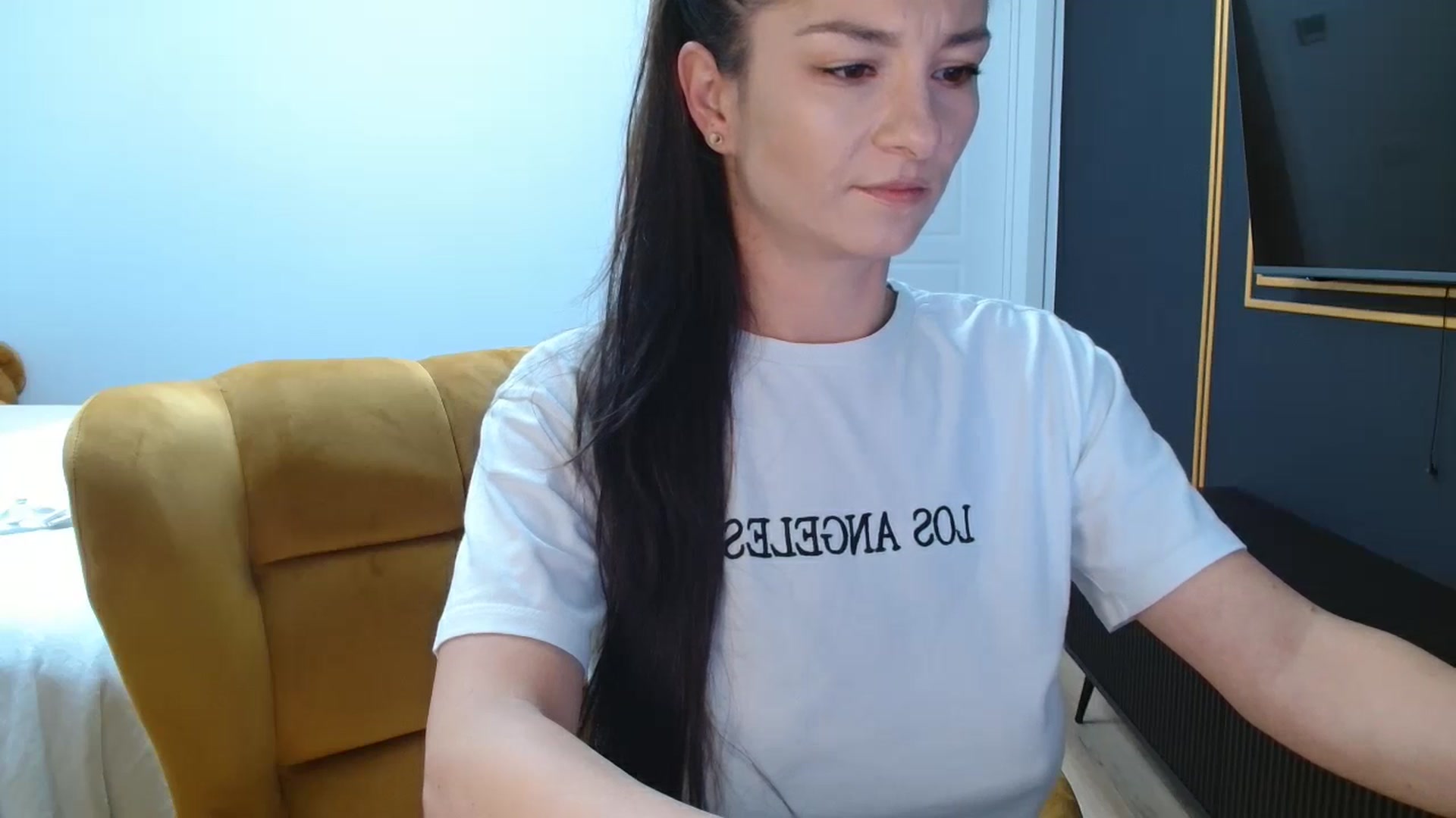 Gallery image thumbnail from LoryBday's myfreecams stream on, 05/07/2025, 01:55 image 2 of 20