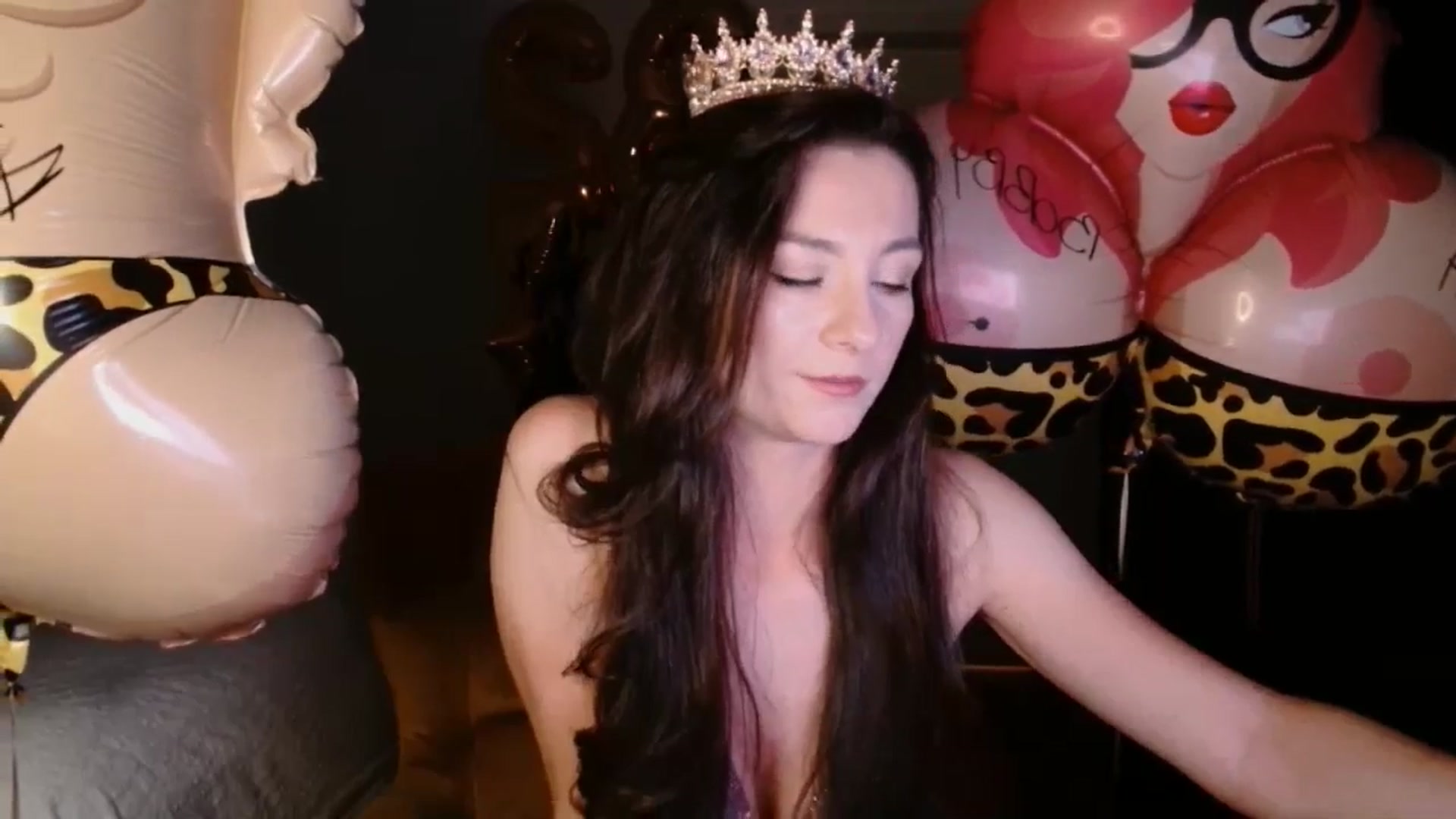 Gallery image thumbnail from LoryBday's myfreecams stream on, 05/09/2025, 22:21 image 7 of 20