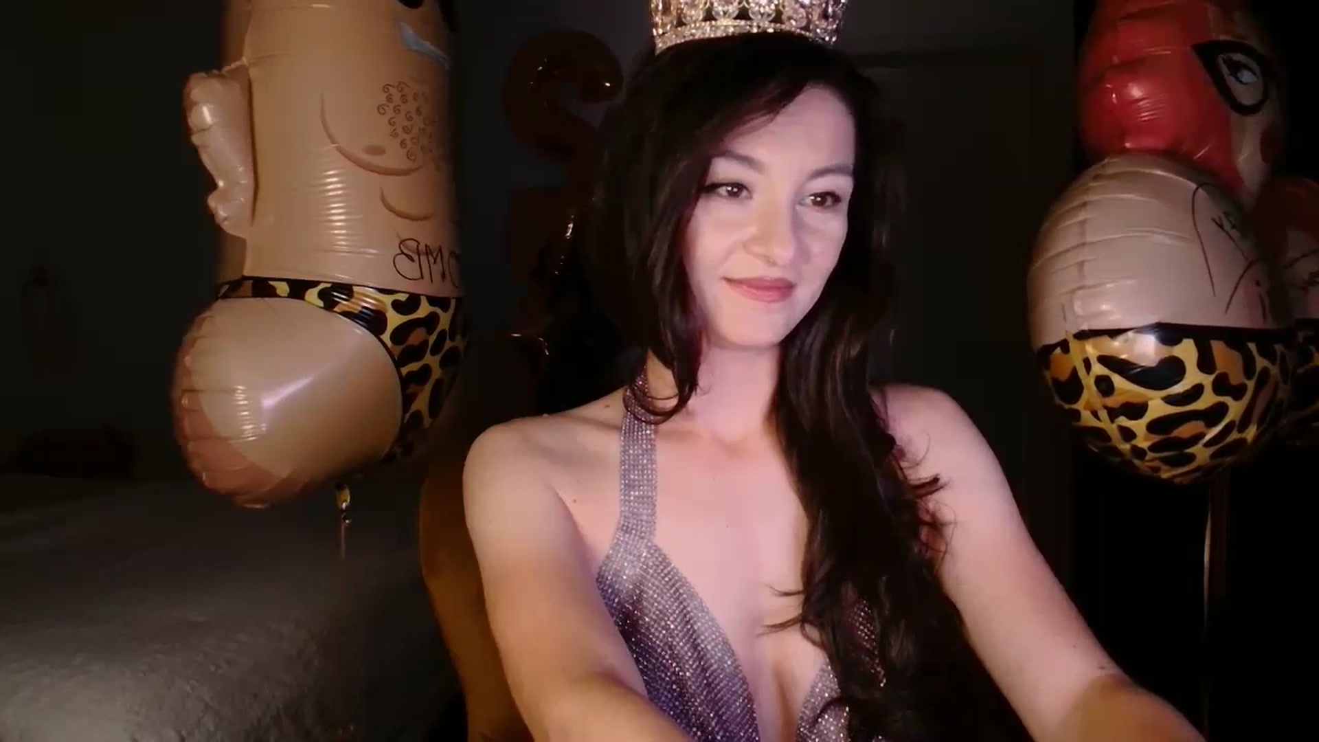 Gallery image thumbnail from LoryBday's myfreecams stream on, 05/10/2025, 24:11 image 2 of 20