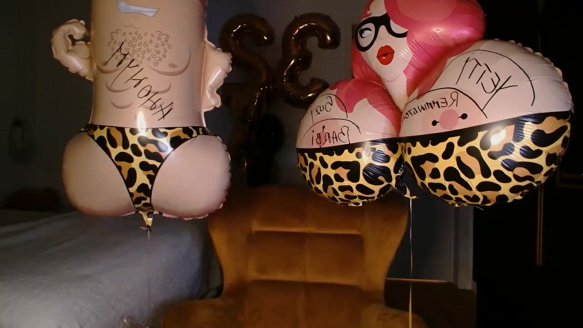 Gallery image thumbnail from LoryBday's myfreecams stream on, 05/10/2025, 24:11 image 7 of 20