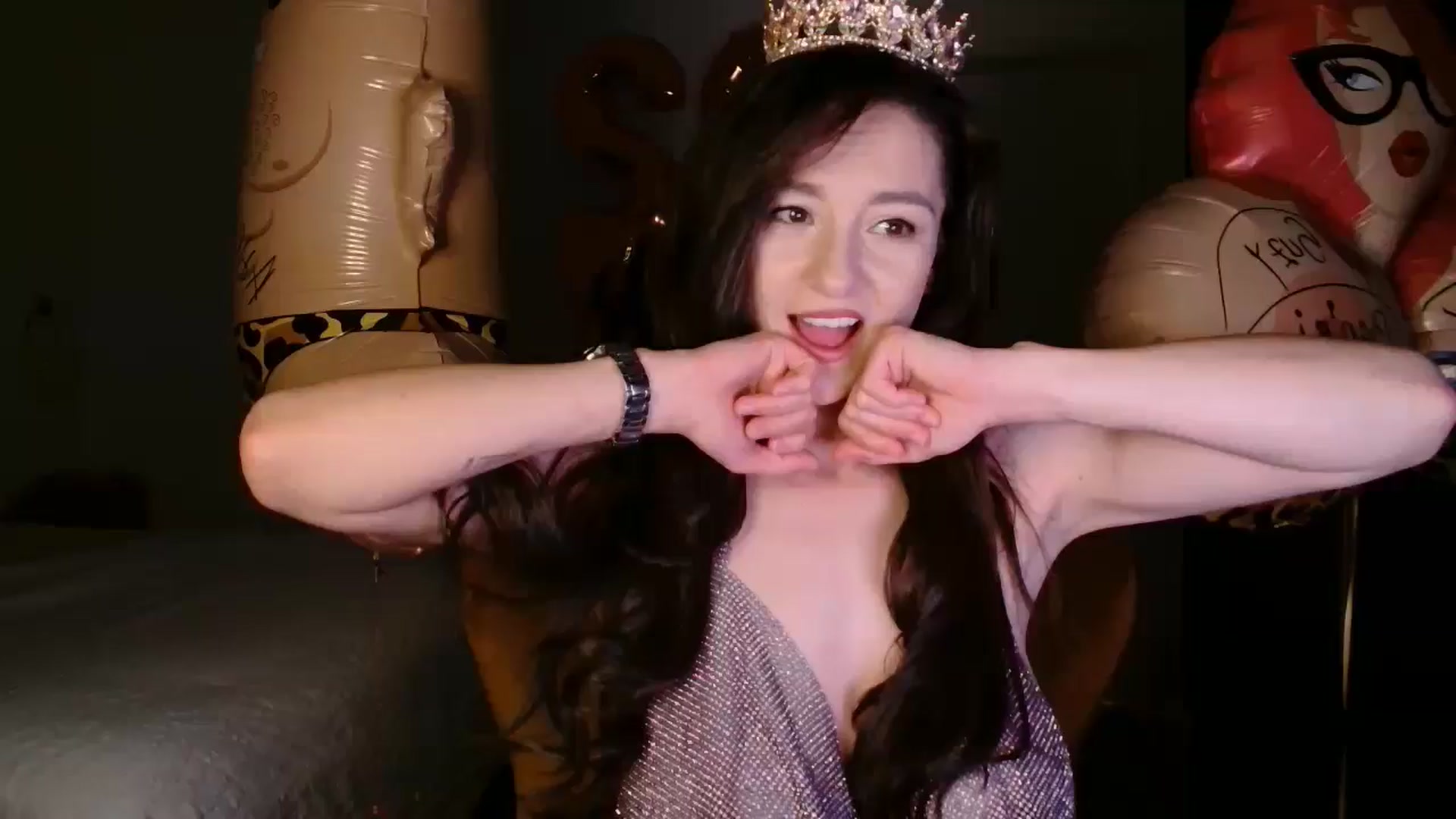 Gallery image thumbnail from LoryBday's myfreecams stream on, 05/10/2025, 24:11 image 3 of 20