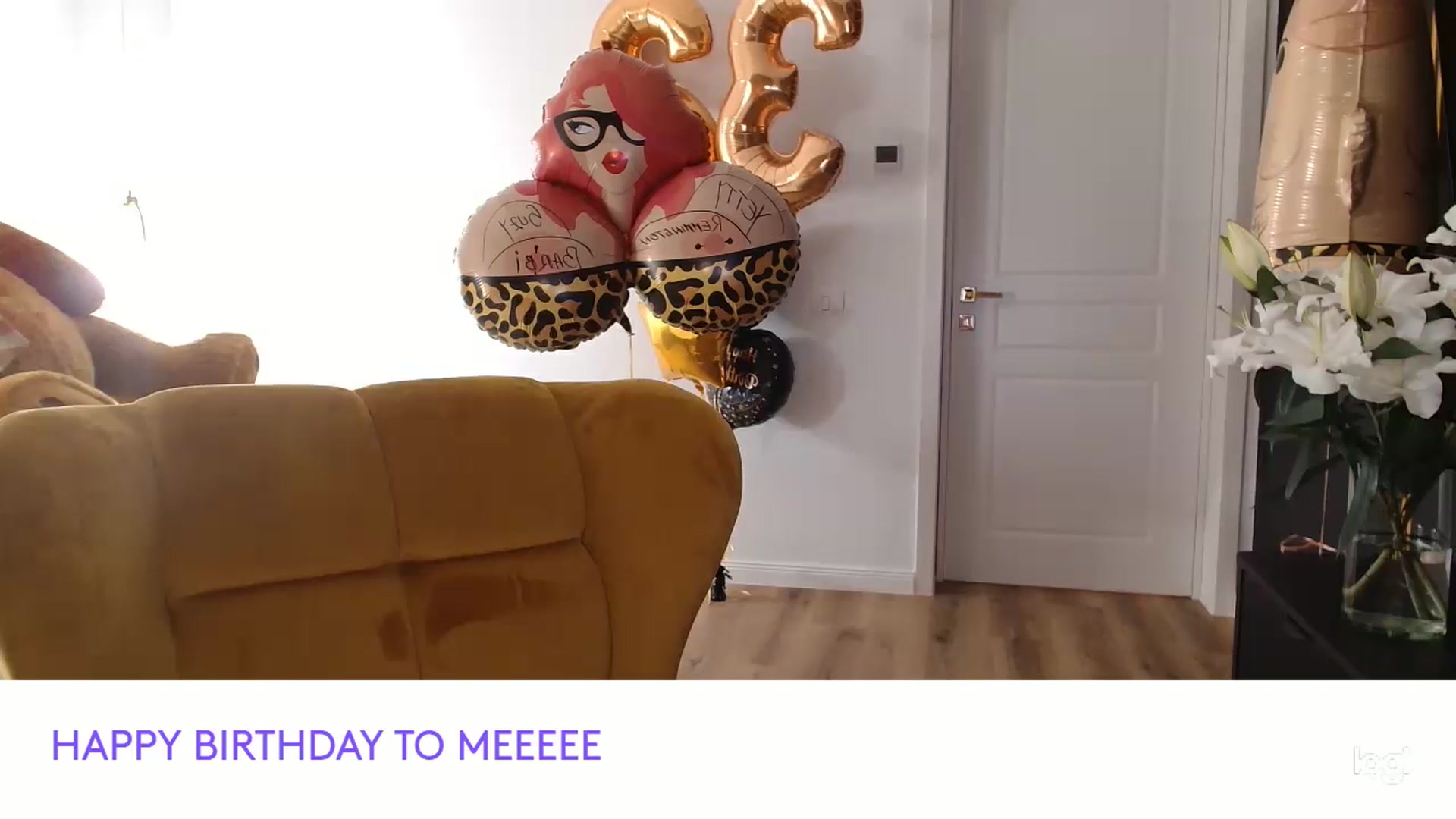 Gallery image thumbnail from LoryBday's myfreecams stream on, 05/11/2025, 24:24 image 10 of 20