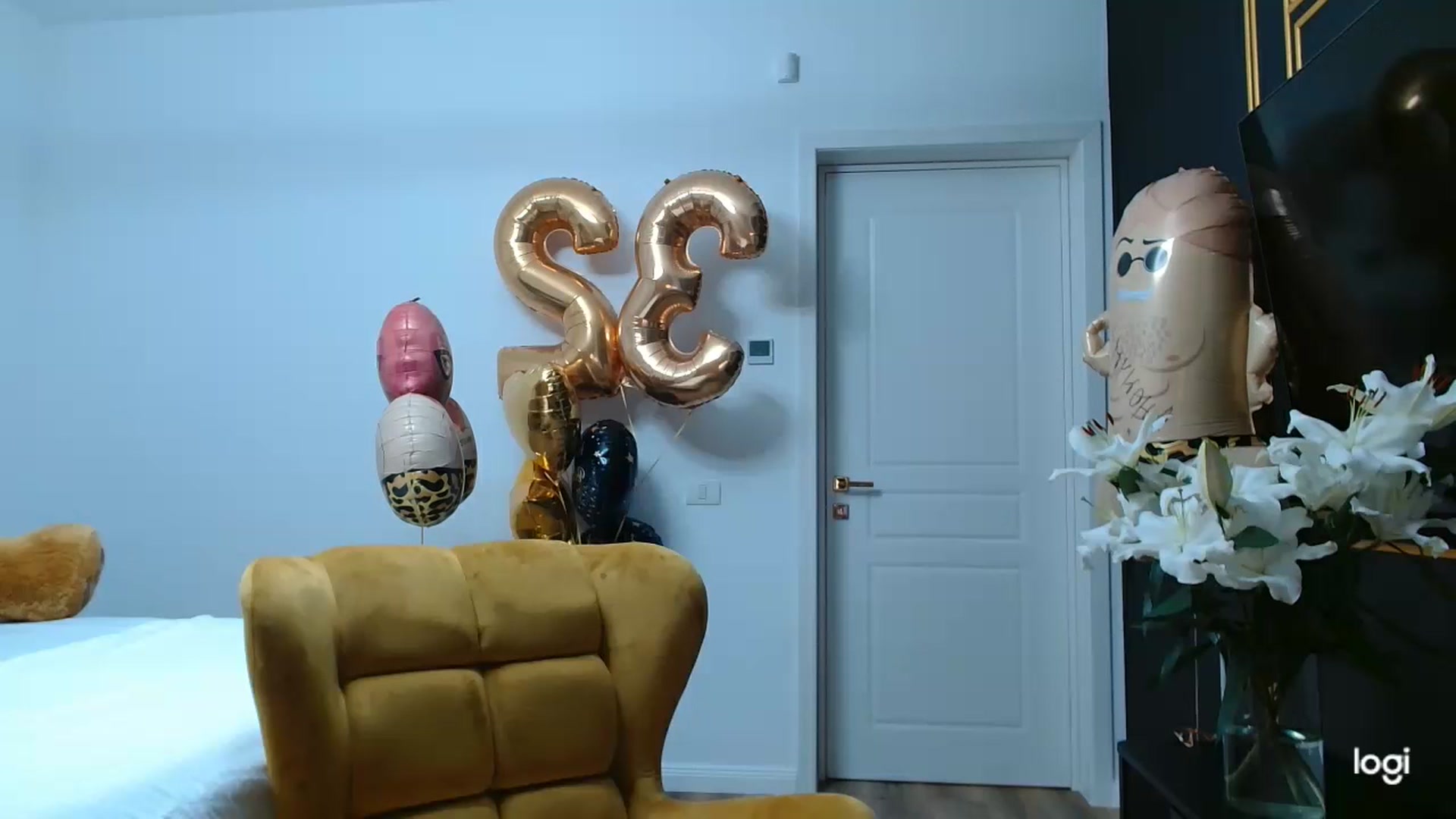 Gallery image thumbnail from LoryBday's myfreecams stream on, 05/11/2025, 22:57 image 18 of 20