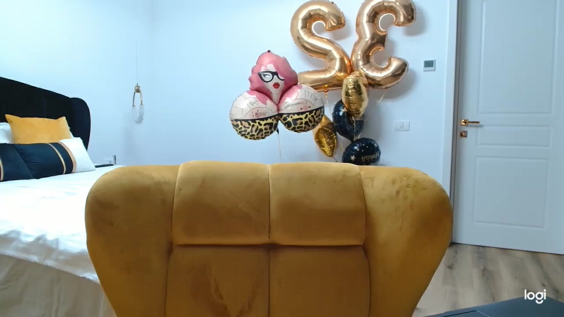 Gallery image thumbnail from LoryBday's myfreecams stream on, 05/13/2025, 01:07 image 12 of 20