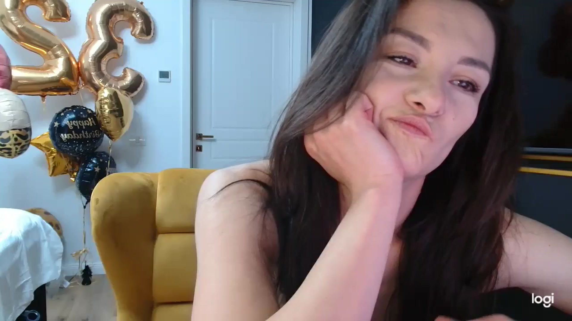 Gallery image thumbnail from LoryBday's myfreecams stream on, 05/15/2025, 24:32 image 10 of 20