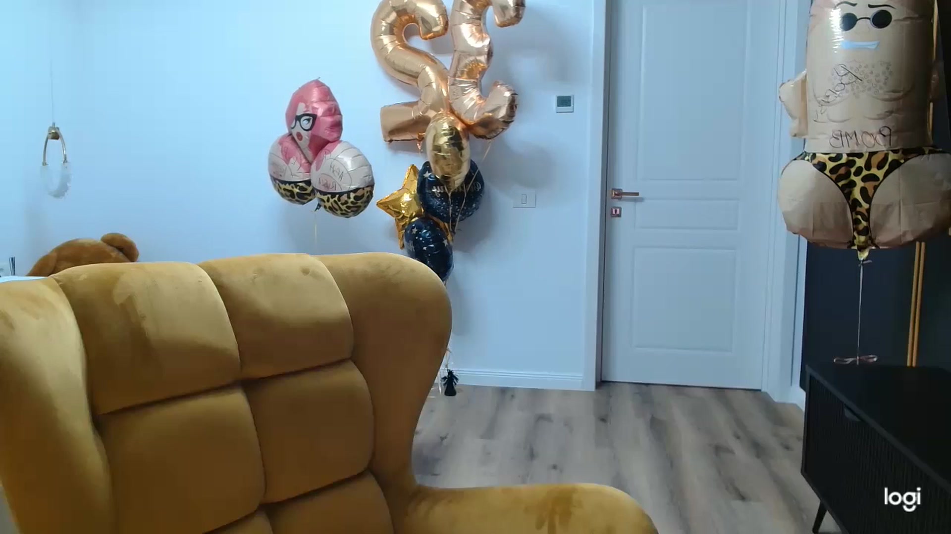 Gallery image thumbnail from LoryBday's myfreecams stream on, 05/18/2025, 02:02 image 8 of 20