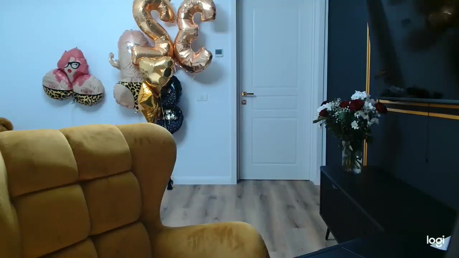 Gallery image thumbnail from LoryBday's myfreecams stream on, 05/22/2025, 24:47 image 3 of 20