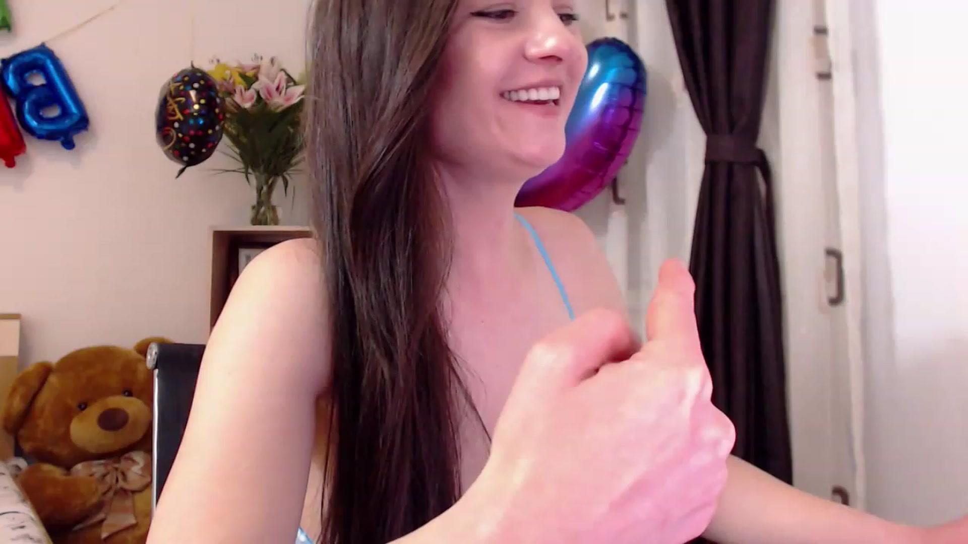 Gallery image thumbnail from LoryBell's myfreecams stream on, 05/15/2023, 02:09 image 17 of 20