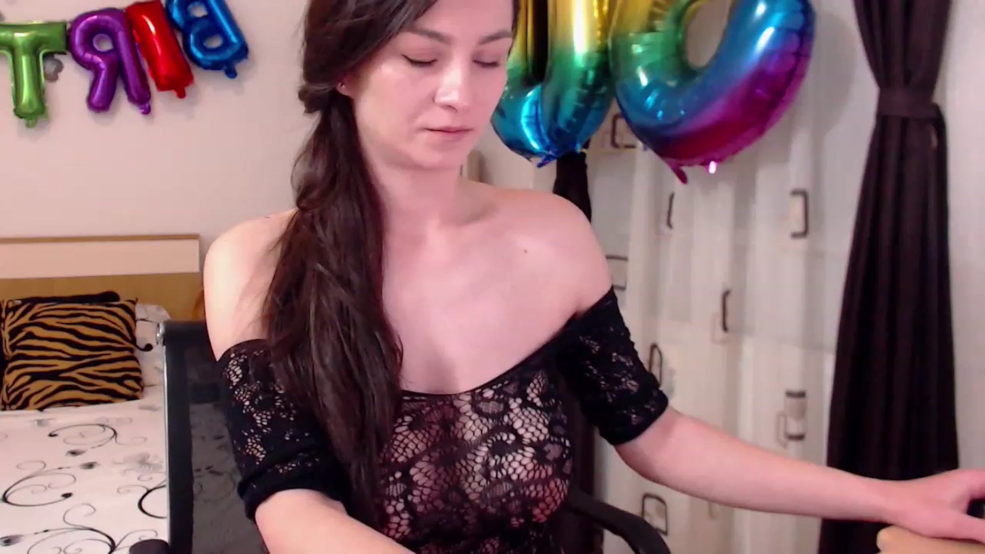 Gallery image thumbnail from LoryBell's myfreecams stream on, 05/29/2023, 06:52 image 8 of 20