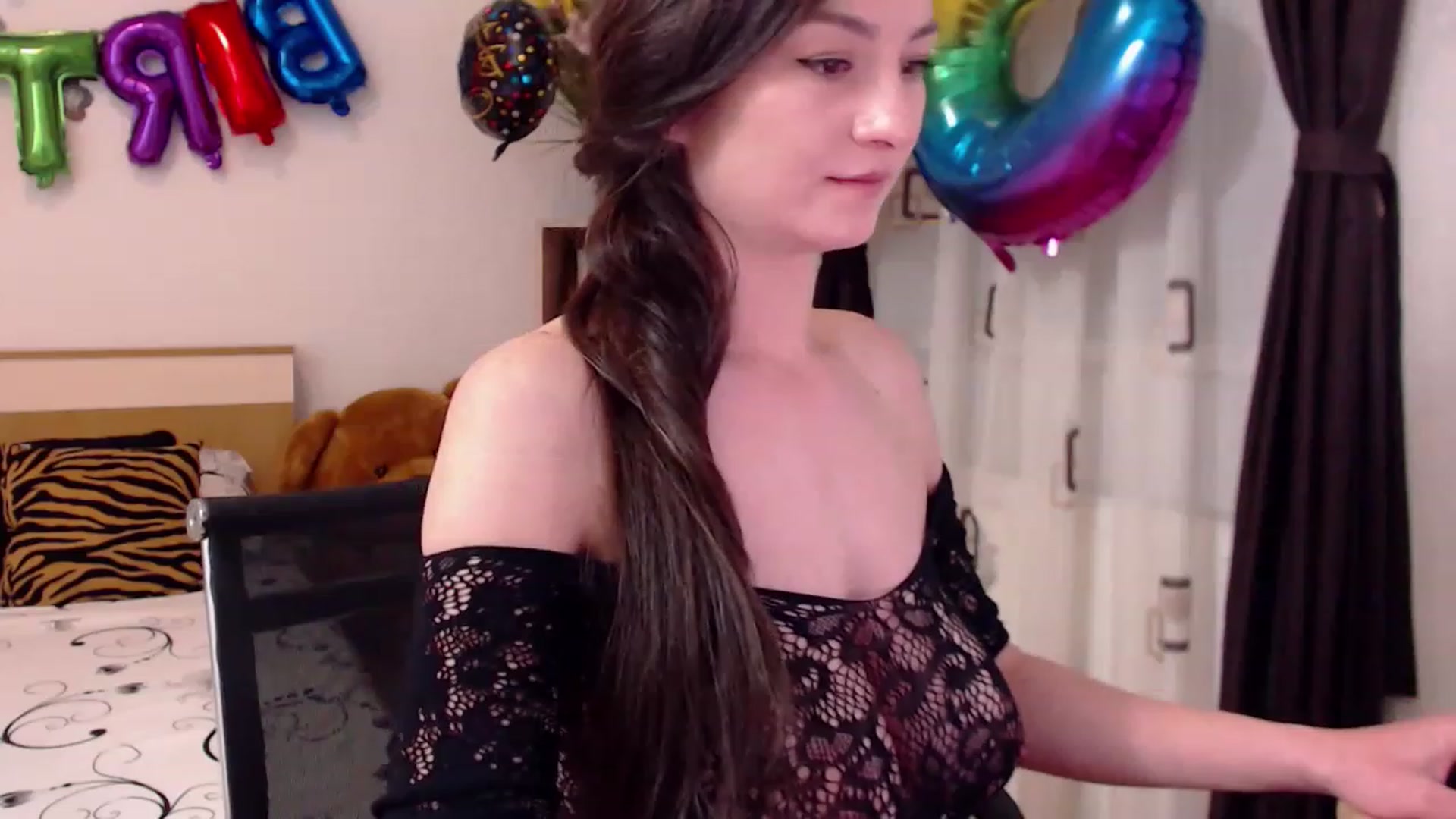 Gallery image thumbnail from LoryBell's myfreecams stream on, 05/29/2023, 06:52 image 4 of 20