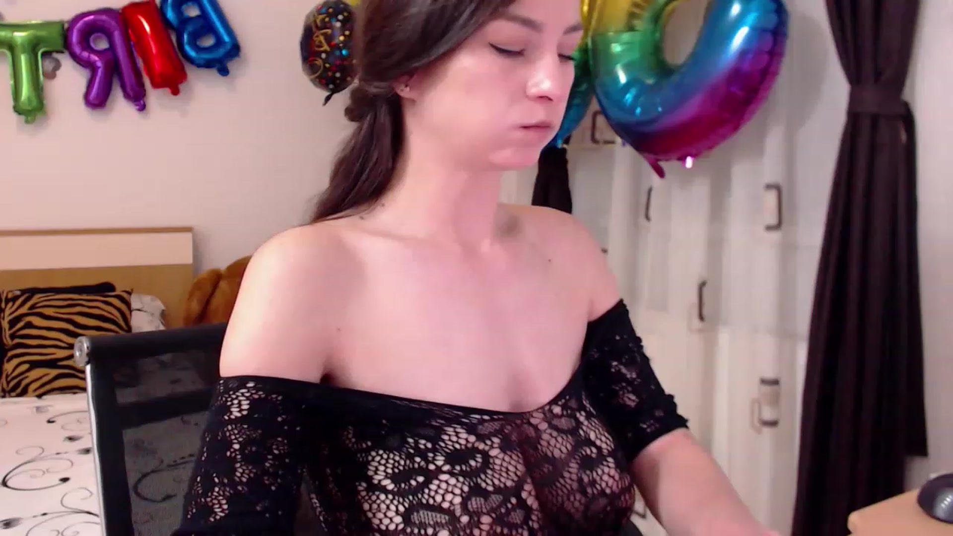 Gallery image thumbnail from LoryBell's myfreecams stream on, 05/29/2023, 06:52 image 11 of 20
