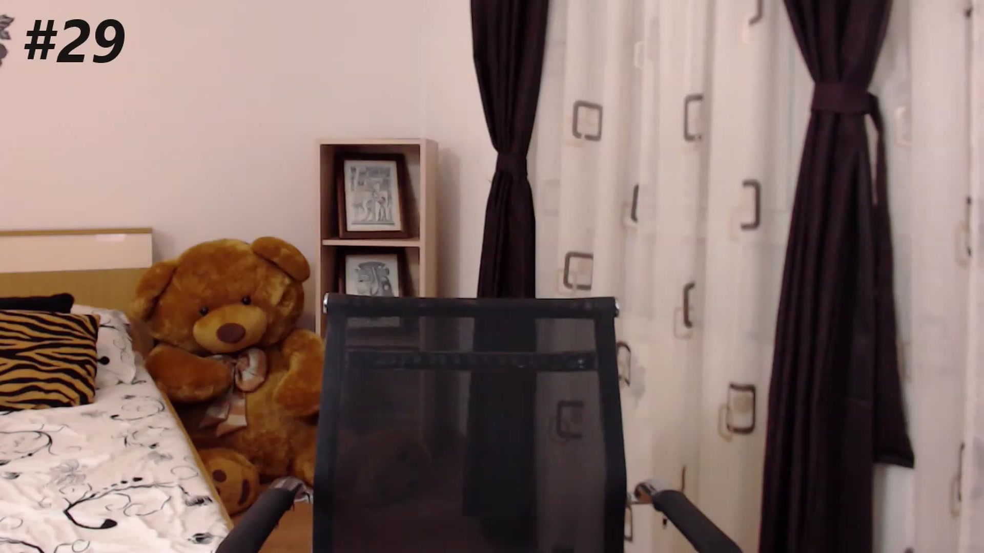 Gallery image thumbnail from LoryBell's myfreecams stream on, 05/29/2023, 24:04 image 5 of 20
