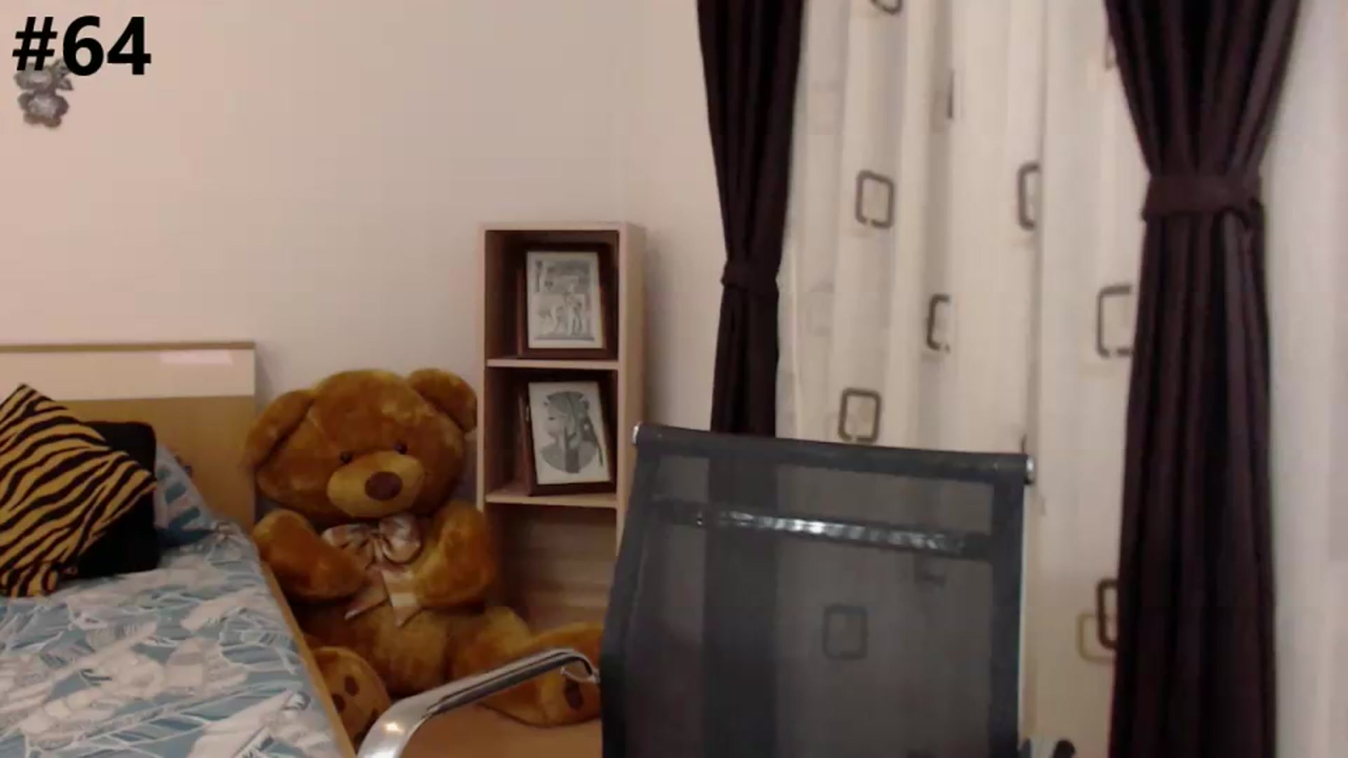 Gallery image thumbnail from LoryBell's myfreecams stream on, 07/17/2023, 24:16 image 2 of 20