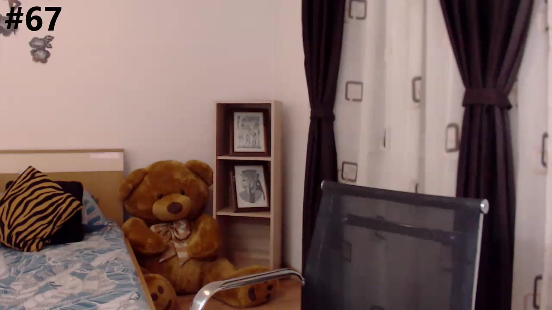 Gallery image thumbnail from LoryBell's myfreecams stream on, 07/17/2023, 23:20 image 10 of 20