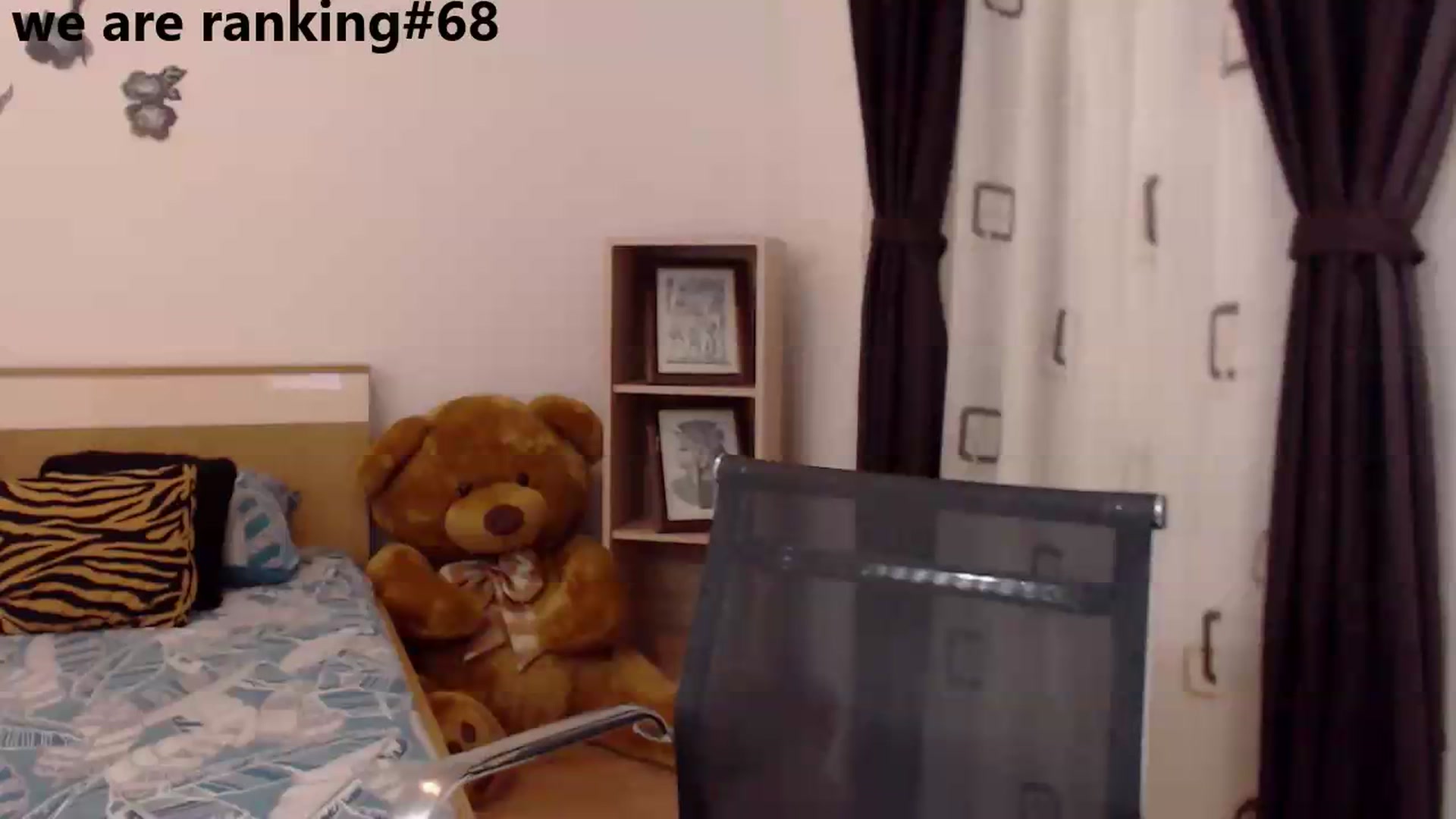 Gallery image thumbnail from LoryBell's myfreecams stream on, 07/19/2023, 22:25 image 6 of 20
