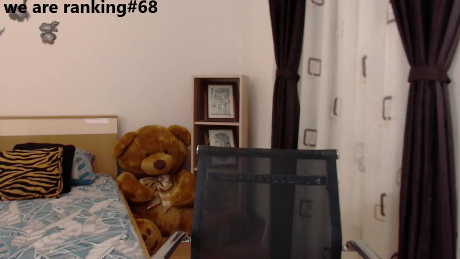 Gallery image thumbnail from LoryBell's myfreecams stream on, 07/19/2023, 22:25 image 7 of 20