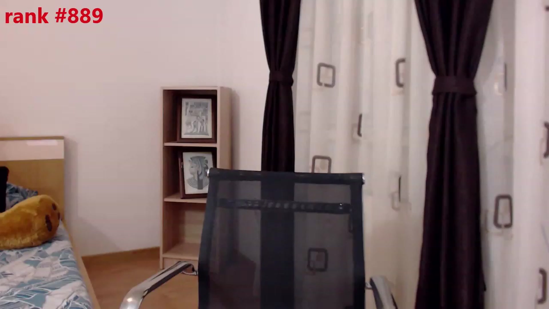 Gallery image thumbnail from LoryBell's myfreecams stream on, 08/03/2023, 22:44 image 4 of 20