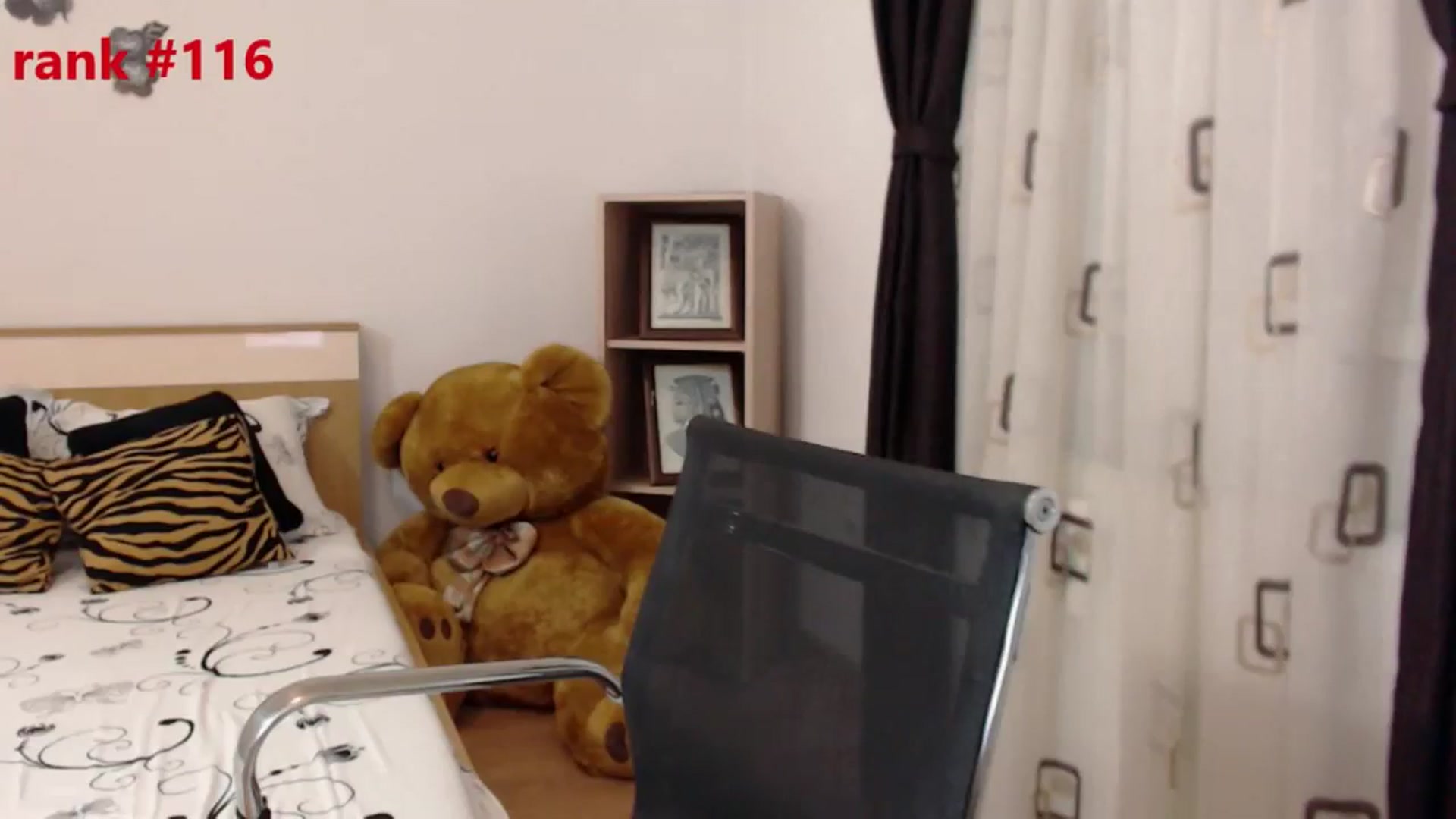 Gallery image thumbnail from LoryBell's myfreecams stream on, 08/10/2023, 23:49 image 5 of 20