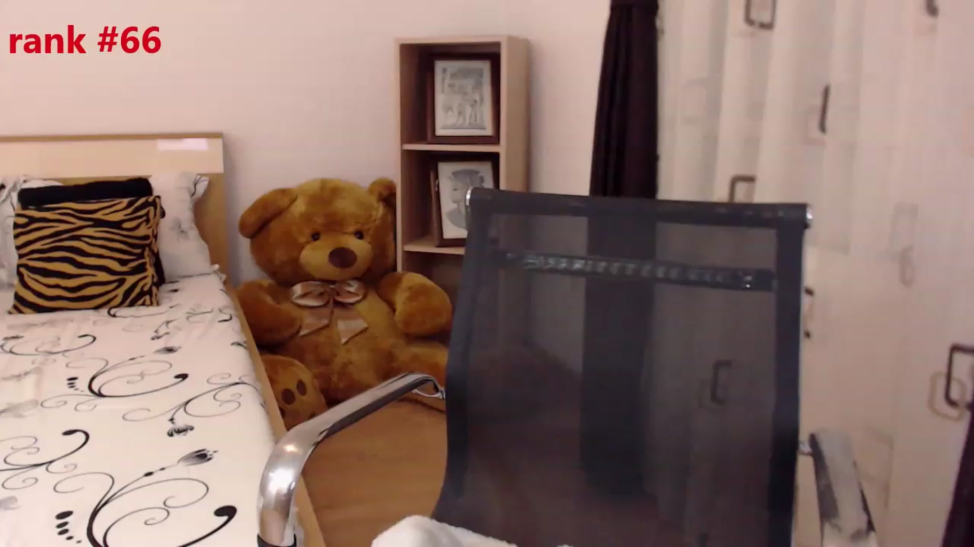Gallery image thumbnail from LoryBell's myfreecams stream on, 08/20/2023, 23:55 image 14 of 20