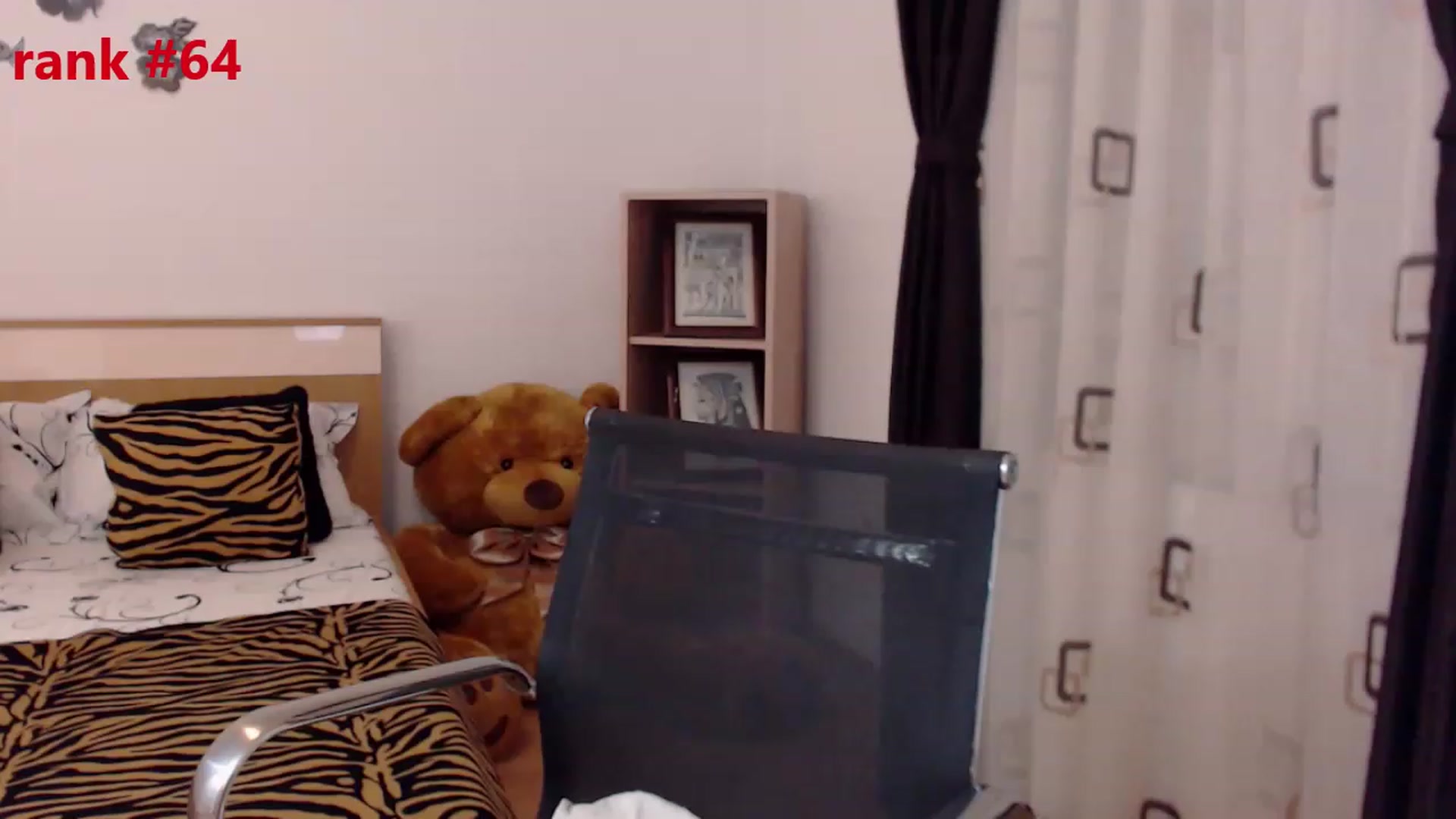 Gallery image thumbnail from LoryBell's myfreecams stream on, 08/22/2023, 24:01 image 13 of 20