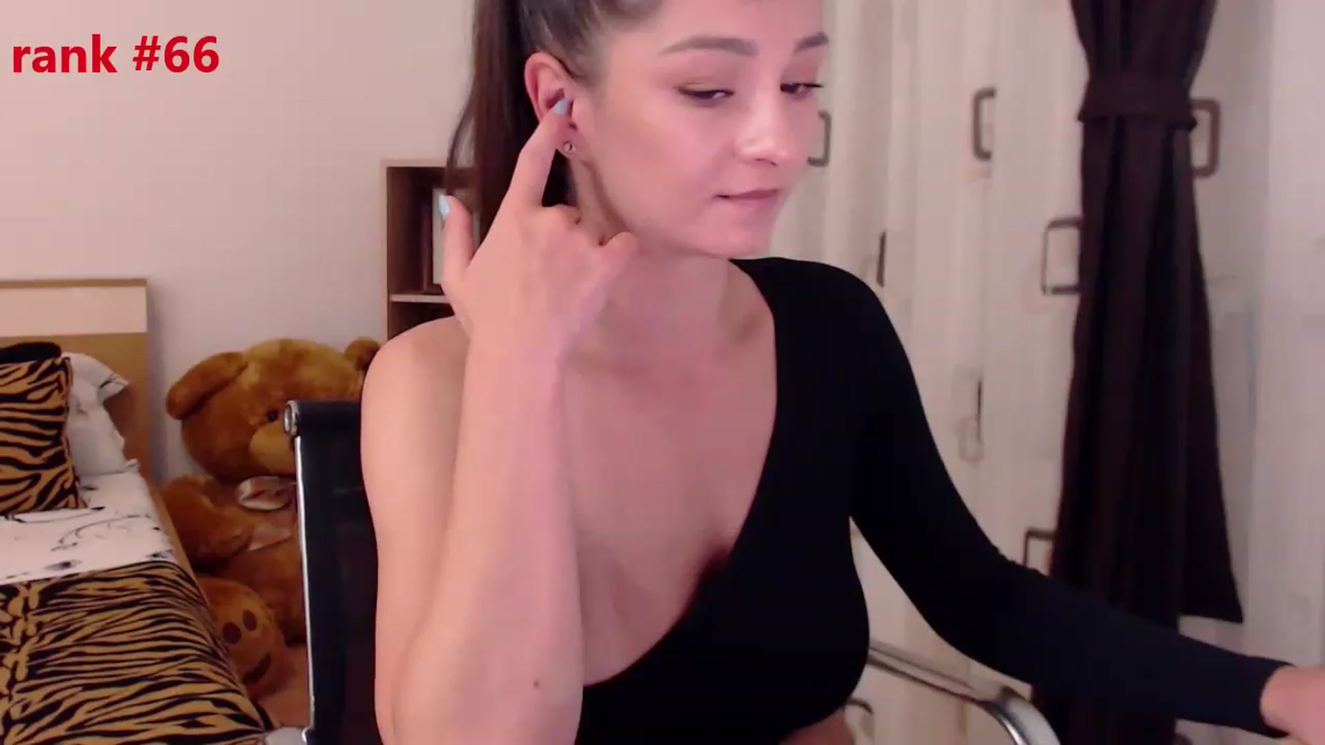 Gallery image thumbnail from LoryBell's myfreecams stream on, 08/23/2023, 22:55 image 8 of 20