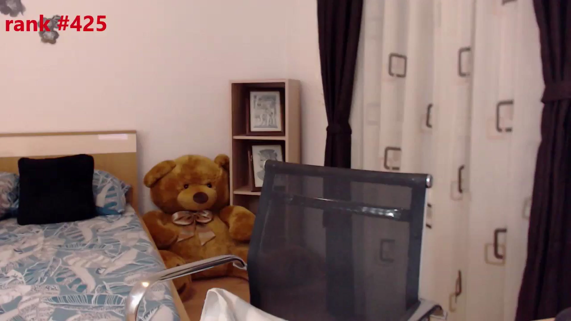 Gallery image thumbnail from LoryBell's myfreecams stream on, 09/01/2023, 22:37 image 5 of 20