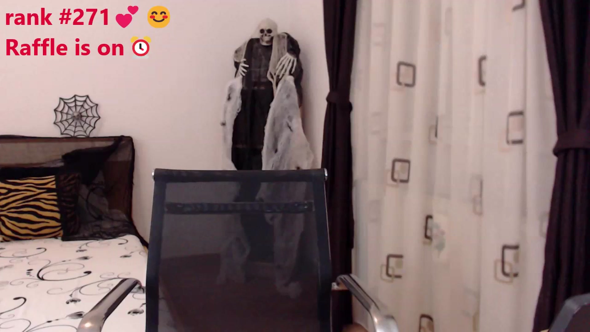 Gallery image thumbnail from LoryBell's myfreecams stream on, 10/10/2023, 21:54 image 18 of 20