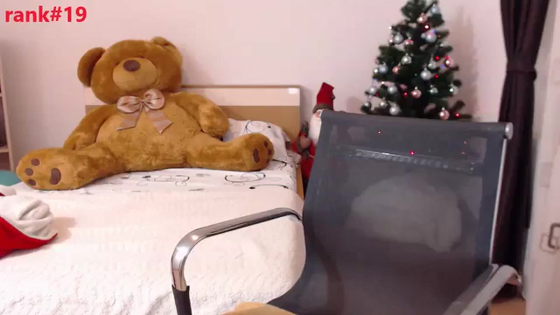 Gallery image thumbnail from LoryBell's myfreecams stream on, 12/05/2023, 24:02 image 17 of 20