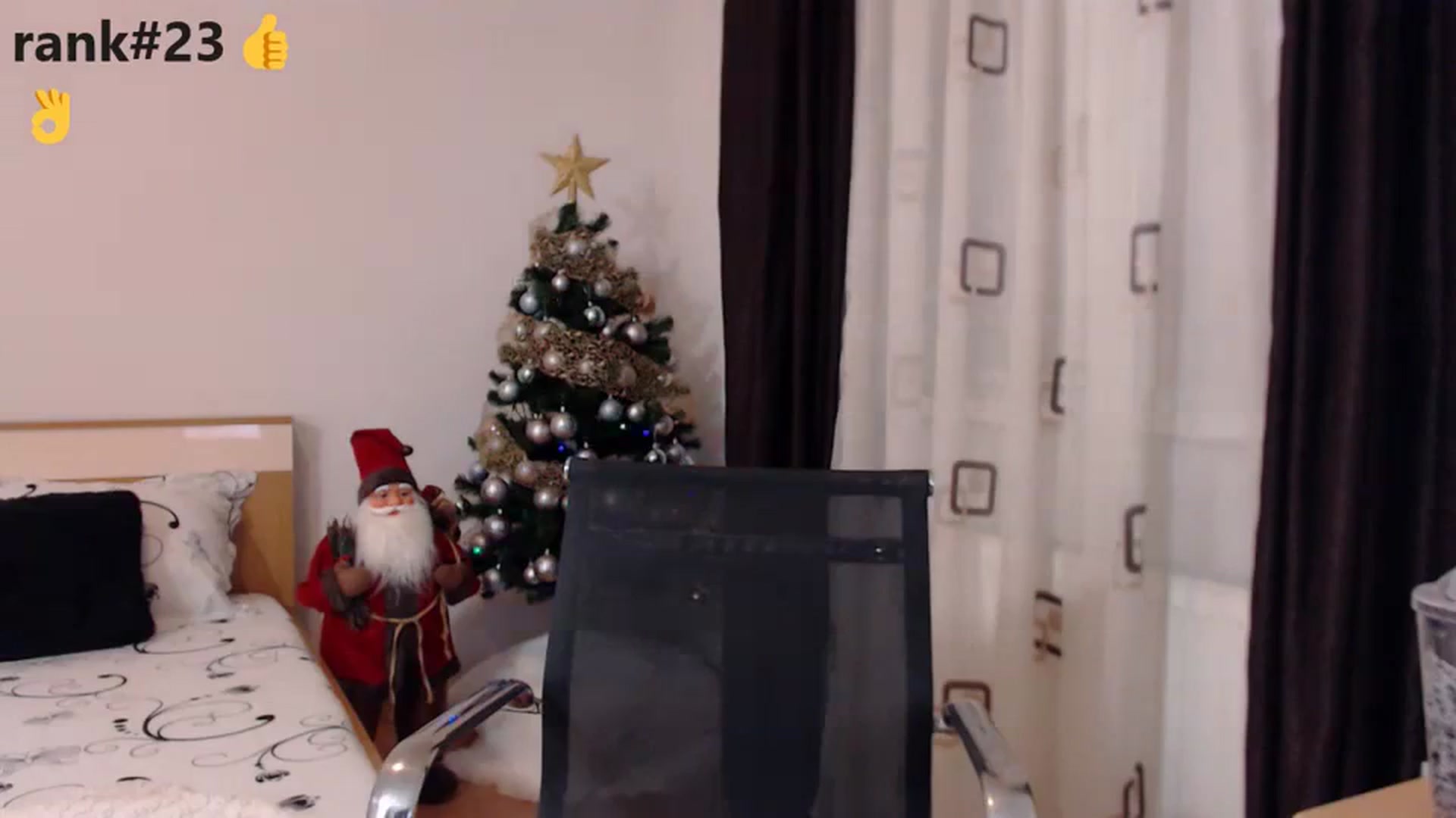 Gallery image thumbnail from LoryBell's myfreecams stream on, 01/01/2024, 24:00 image 8 of 20