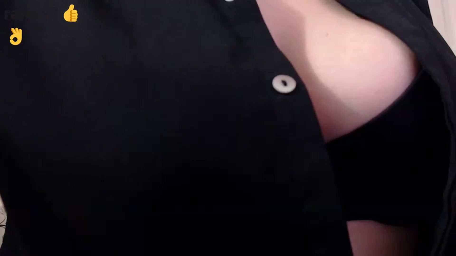 Gallery image thumbnail from LoryBell's myfreecams stream on, 01/01/2024, 22:52 image 5 of 20