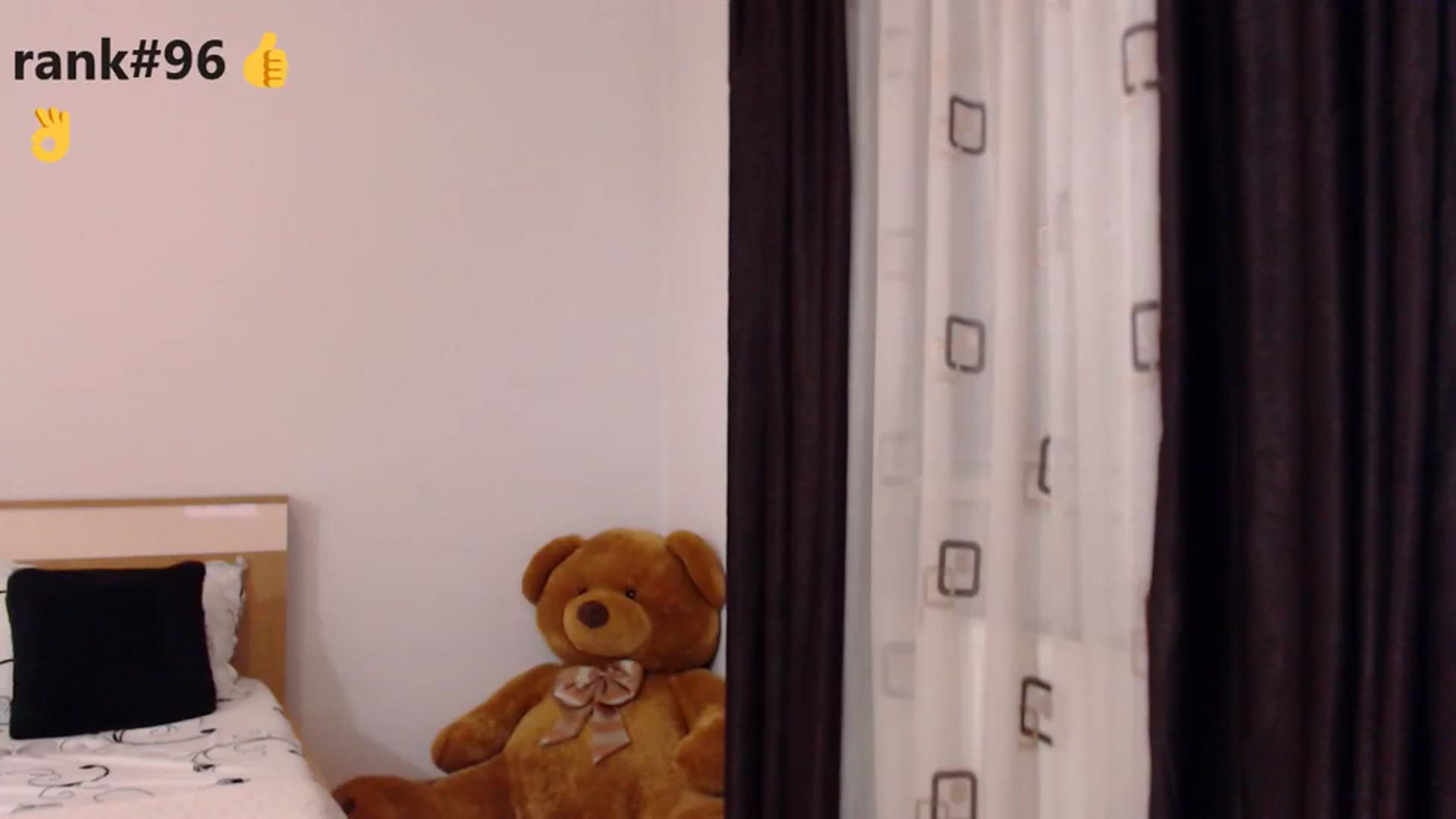 Gallery image thumbnail from LoryBell's myfreecams stream on, 01/06/2024, 24:01 image 2 of 20