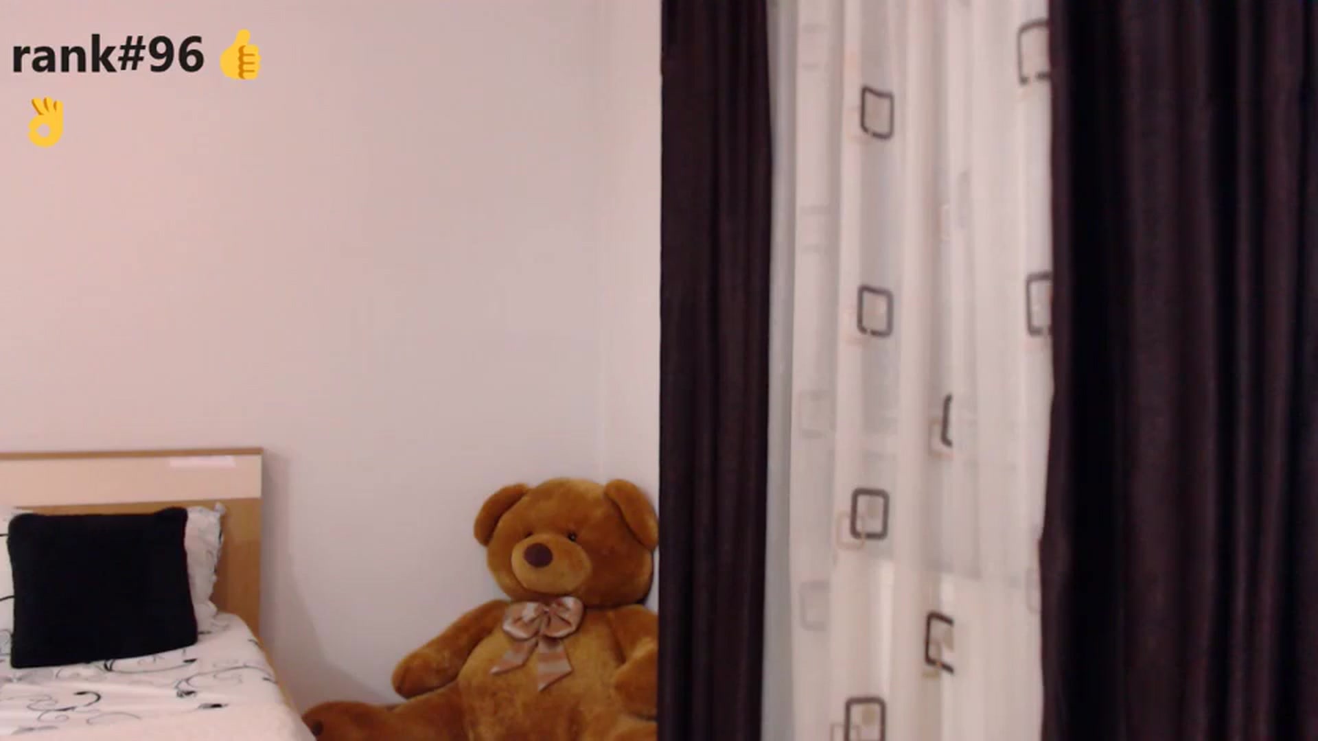 Gallery image thumbnail from LoryBell's myfreecams stream on, 01/06/2024, 24:01 image 5 of 20