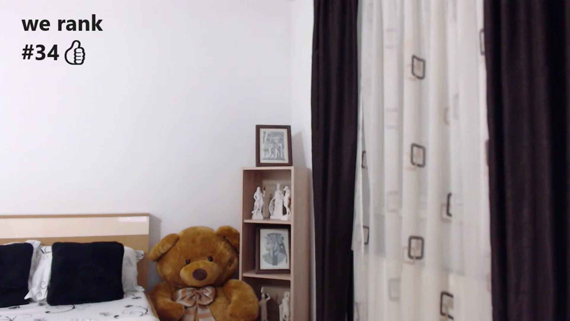 Gallery image thumbnail from LoryBell's myfreecams stream on, 01/26/2024, 02:14 image 16 of 20
