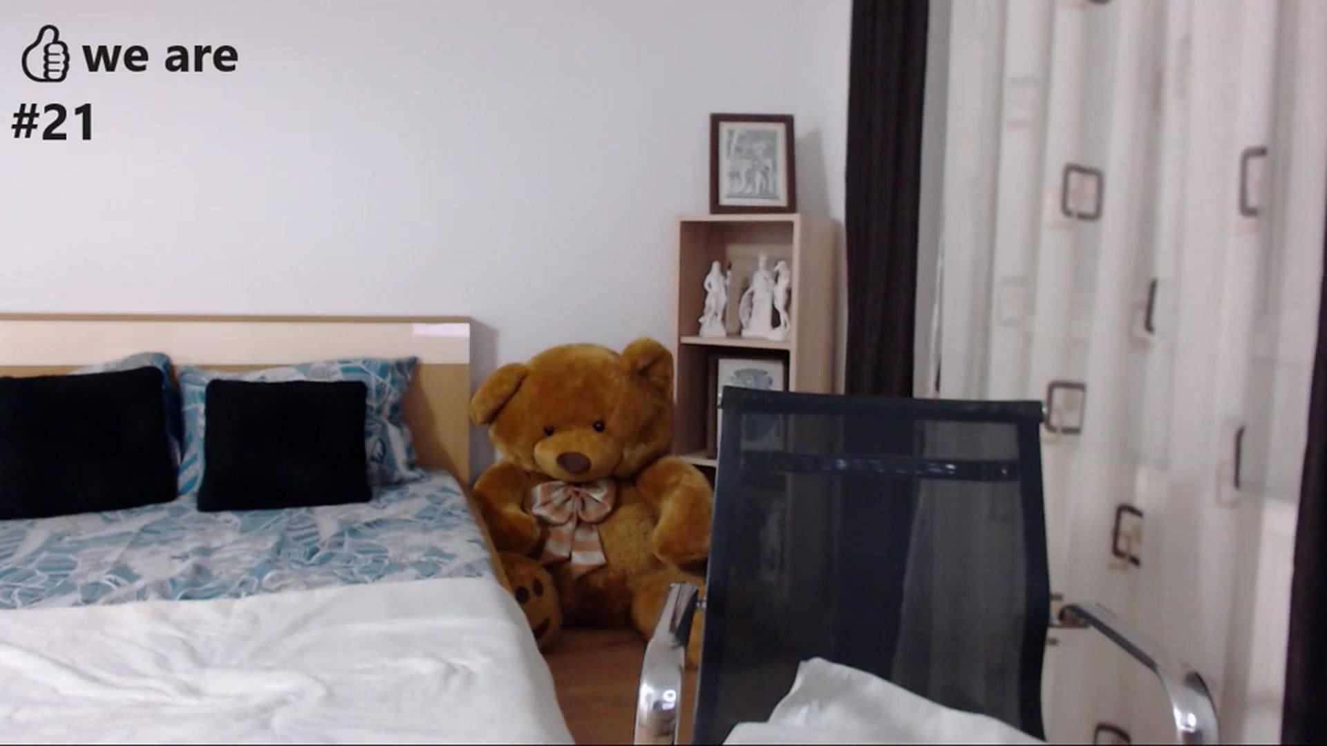 Gallery image thumbnail from LoryBell's myfreecams stream on, 02/04/2024, 24:47 image 18 of 20