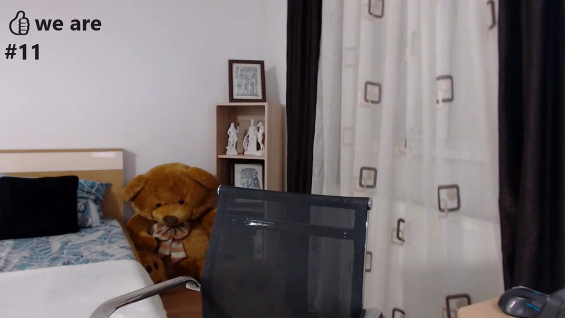 Gallery image thumbnail from LoryBell's myfreecams stream on, 02/09/2024, 02:12 image 7 of 20