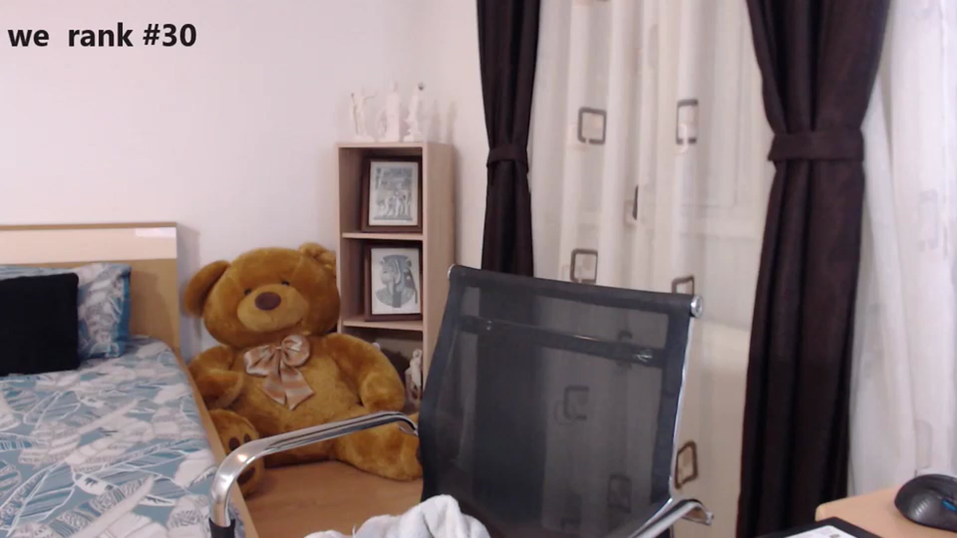Gallery image thumbnail from LoryBell's myfreecams stream on, 03/22/2024, 24:42 image 7 of 20