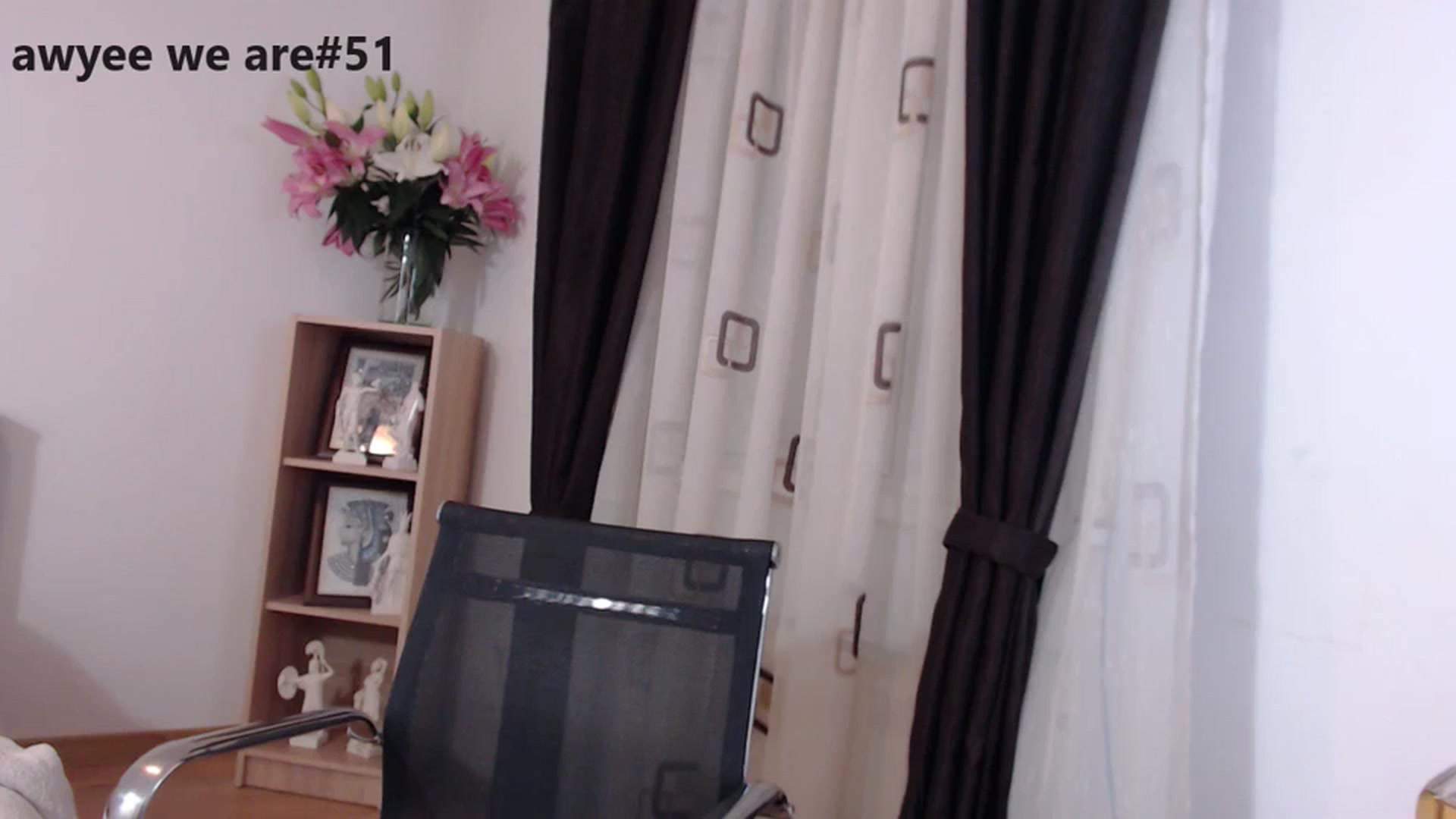 Gallery image thumbnail from LoryBell's myfreecams stream on, 04/09/2024, 23:25 image 19 of 20
