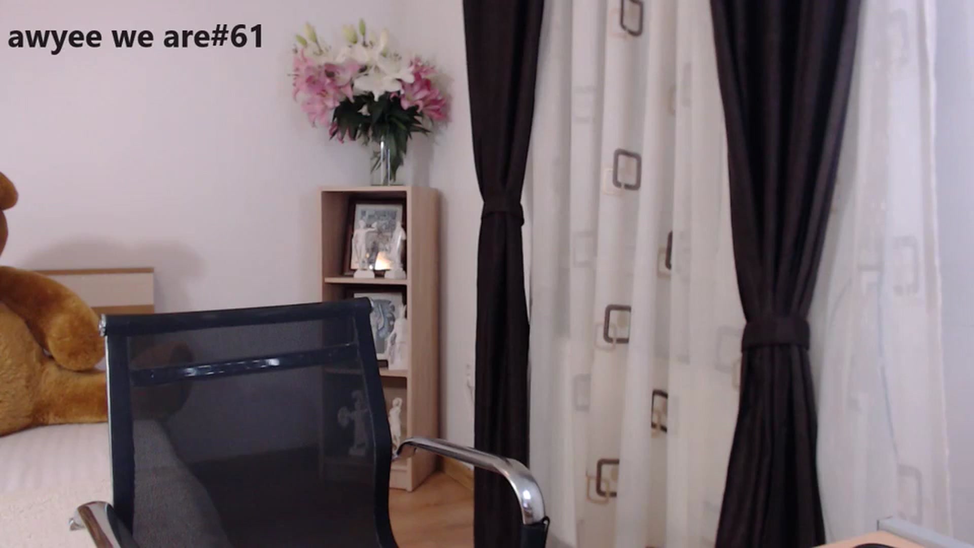 Gallery image thumbnail from LoryBell's myfreecams stream on, 04/12/2024, 23:52 image 18 of 20
