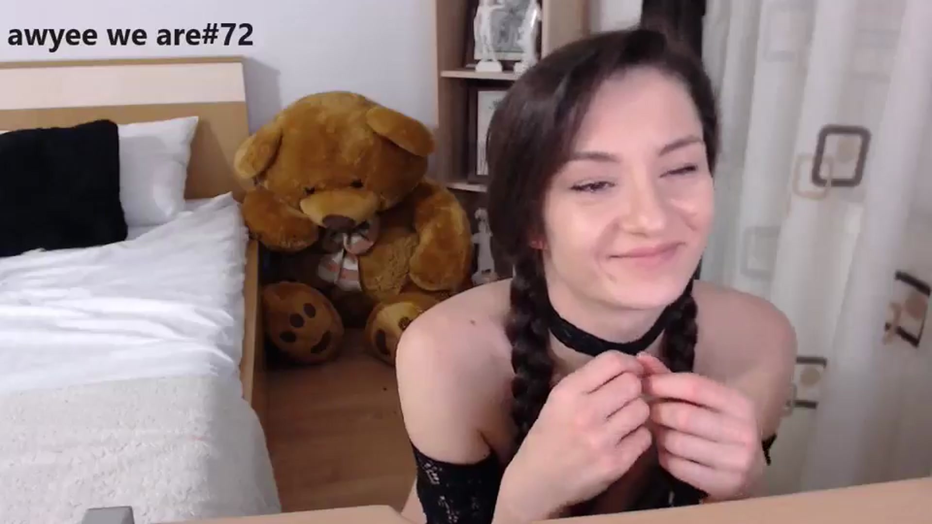 Gallery image thumbnail from LoryBell's myfreecams stream on, 04/16/2024, 01:50 image 3 of 20