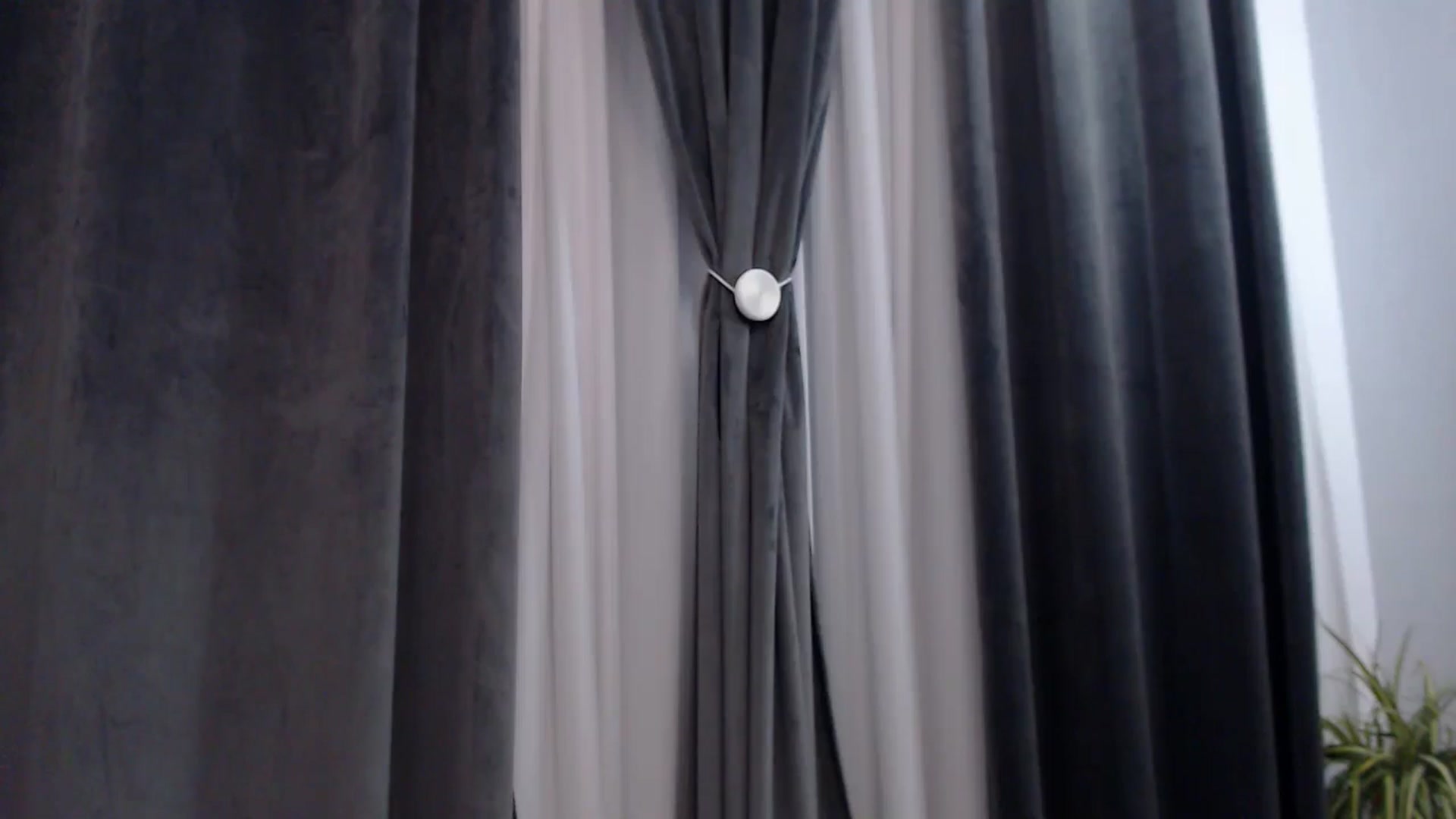 Gallery image thumbnail from LoryBell's myfreecams stream on, 05/28/2024, 21:55 image 7 of 20
