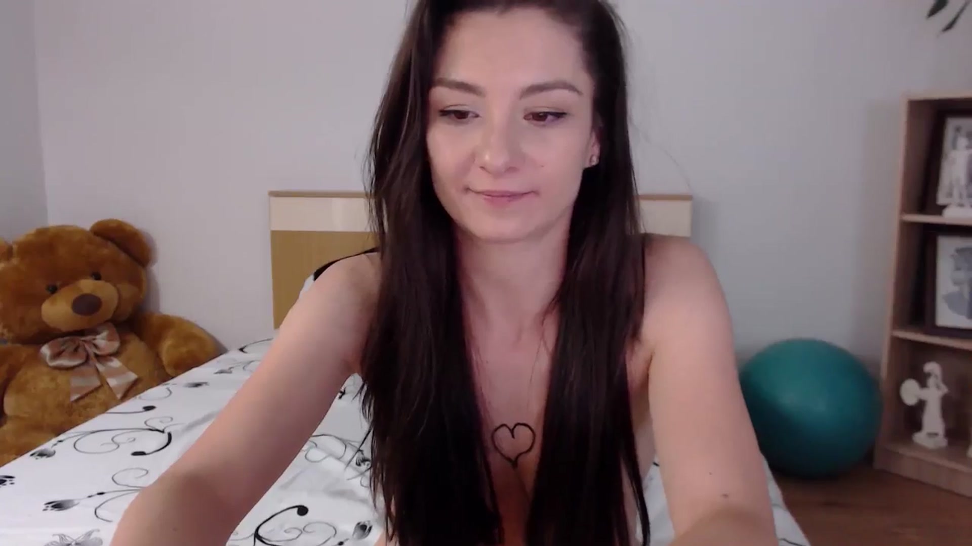 Gallery image thumbnail from LoryBell's myfreecams stream on, 06/06/2024, 01:57 image 9 of 20