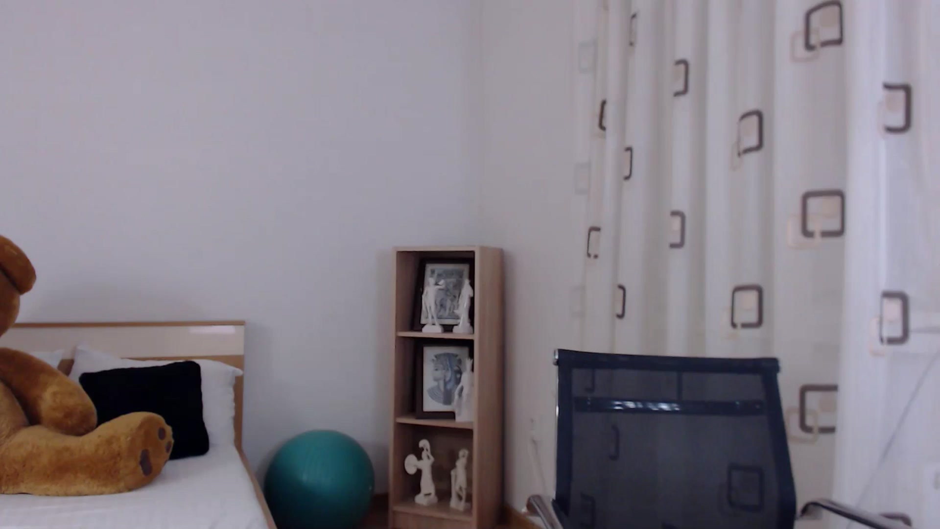 Gallery image thumbnail from LoryBell's myfreecams stream on, 06/15/2024, 02:11 image 5 of 20