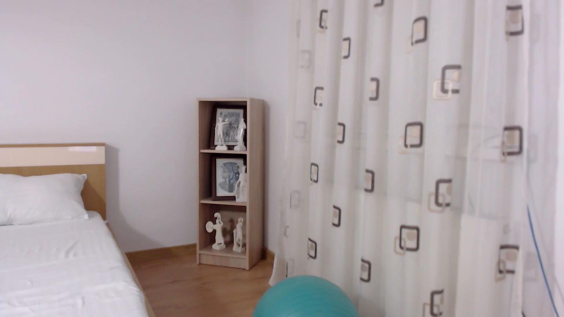 Gallery image thumbnail from LoryBell's myfreecams stream on, 06/27/2024, 02:01 image 2 of 20